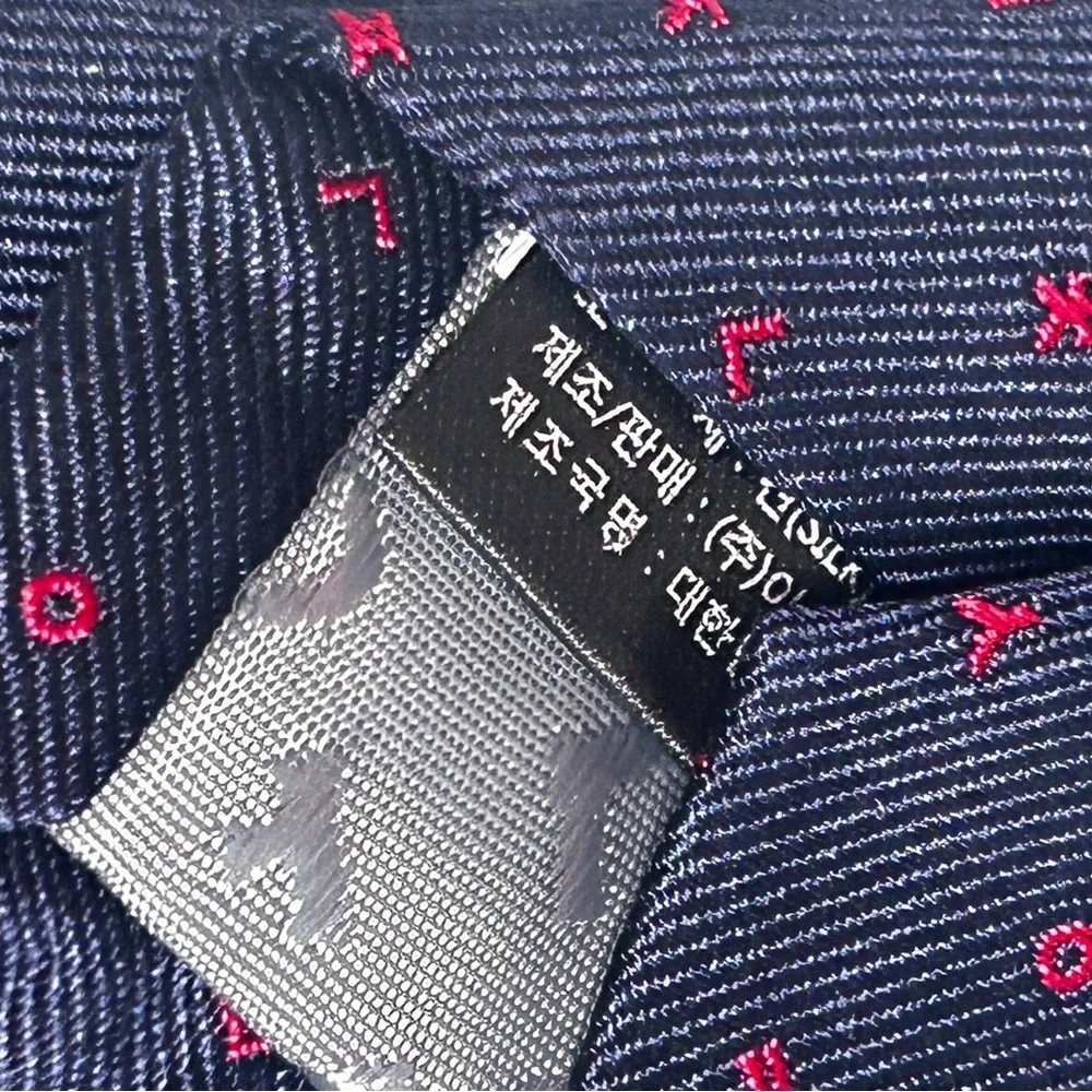 Men’s Lee Geo Maan Silk Tir grenadine pattern Korea Institute Science Technology